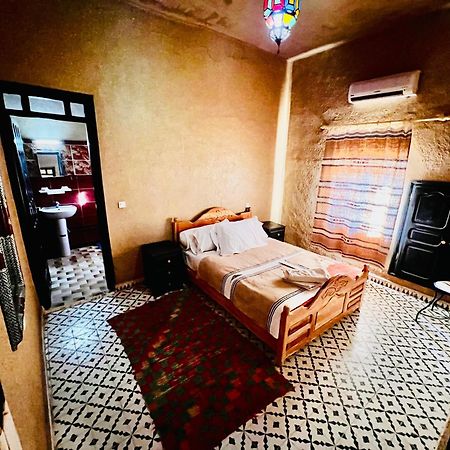 מרזאוגה Hotel Camping Les Roses Des Dunes & Piscine מראה חיצוני תמונה