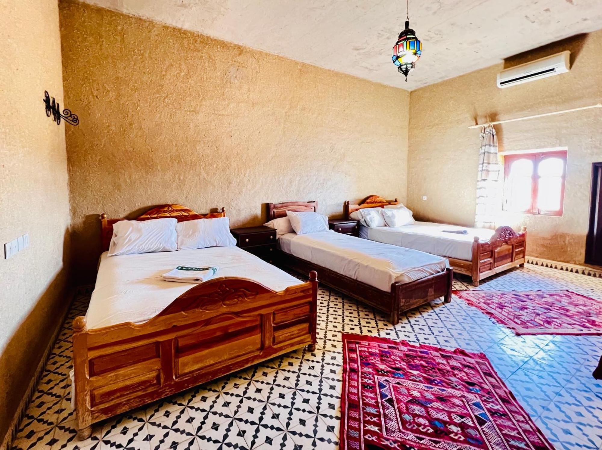 מרזאוגה Hotel Camping Les Roses Des Dunes & Piscine מראה חיצוני תמונה