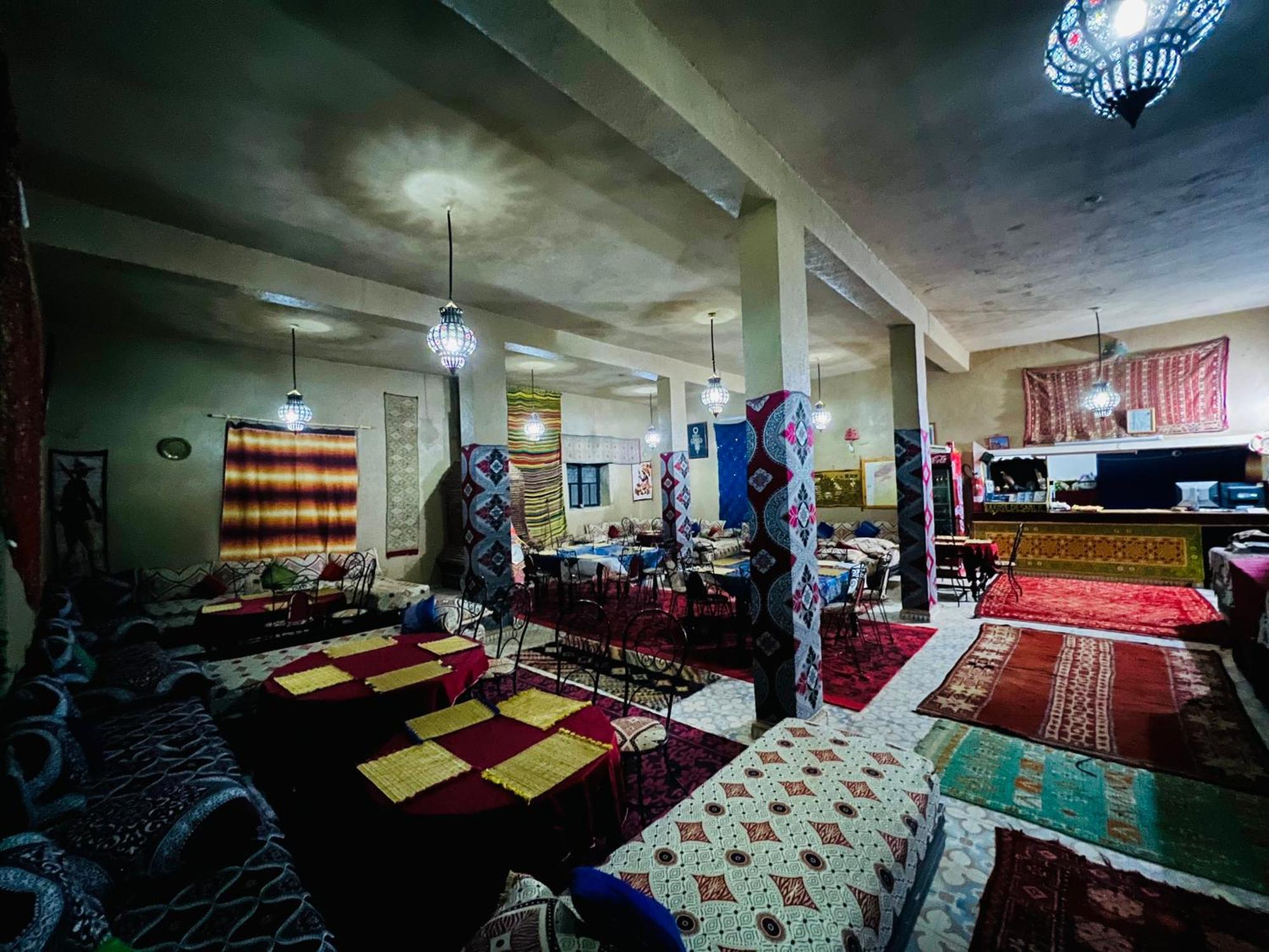 מרזאוגה Hotel Camping Les Roses Des Dunes & Piscine מראה חיצוני תמונה
