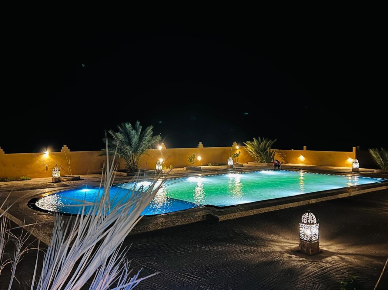 מרזאוגה Hotel Camping Les Roses Des Dunes & Piscine מראה חיצוני תמונה